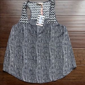 Le Sample black and white razor back tank